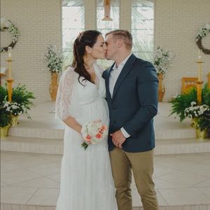 Used this for my religious ceremony. It’s beautiful lace and flowy